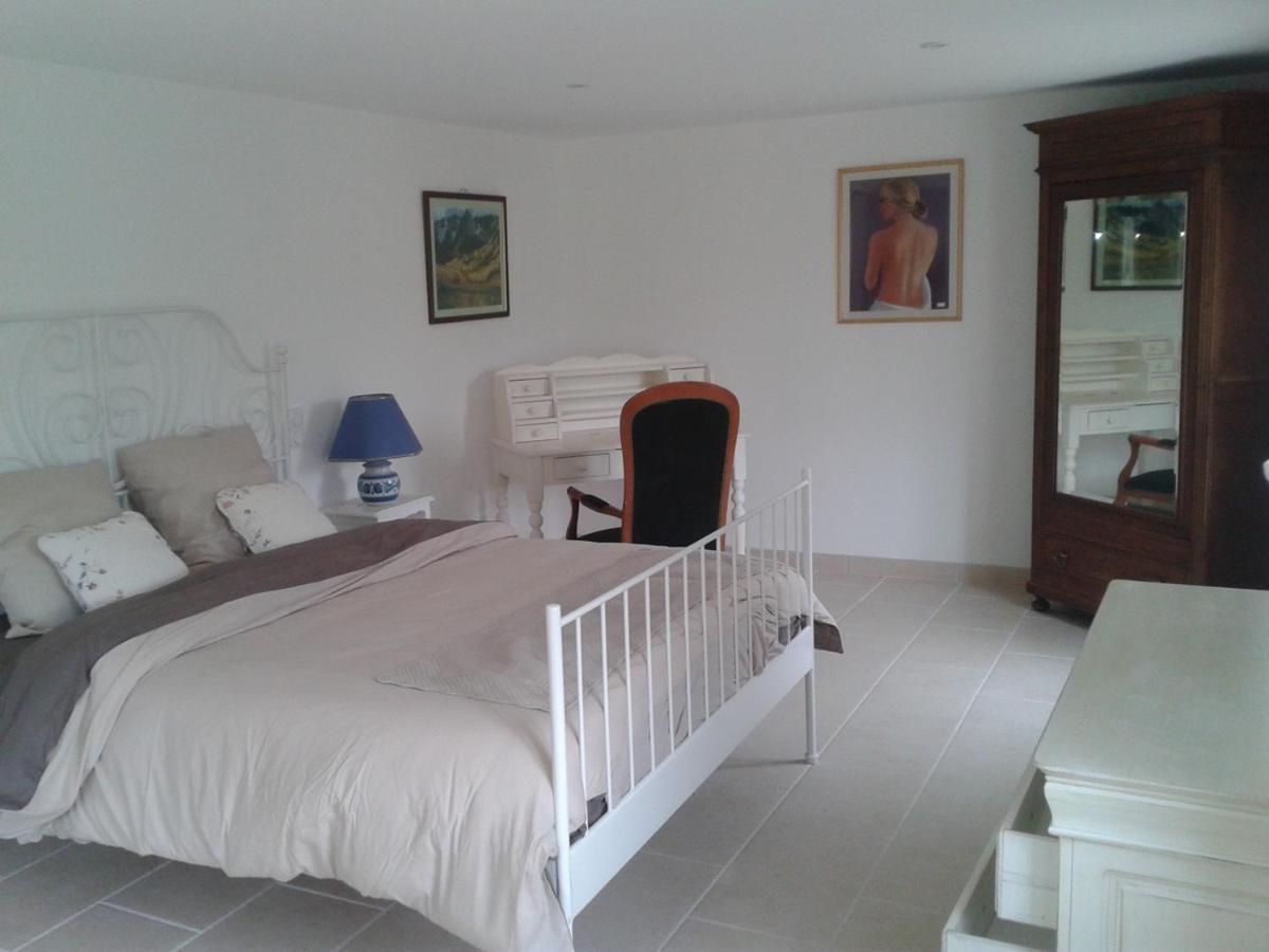 Chambres Chez L'Habitant Claviers Экстерьер фото